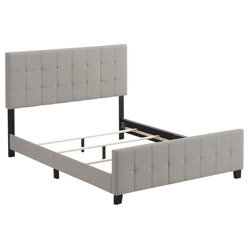 Coaster Furniture Fairfield 305952Q Upholstered Queen Panel Bed - Beige