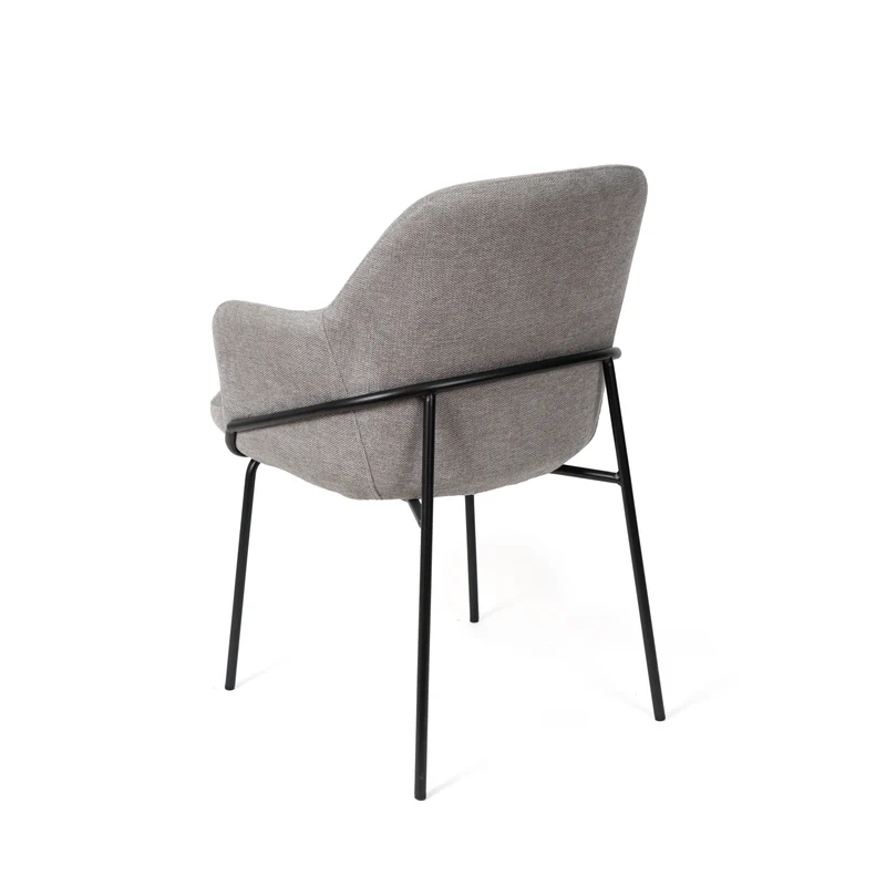Silla Abigail gris claro con patas negras
