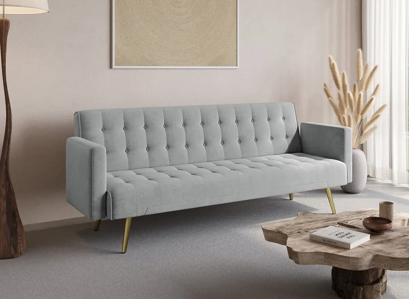 Sofá CHICAGO de terciopelo gris con mecanismo clic-clac y patas de metal dorado