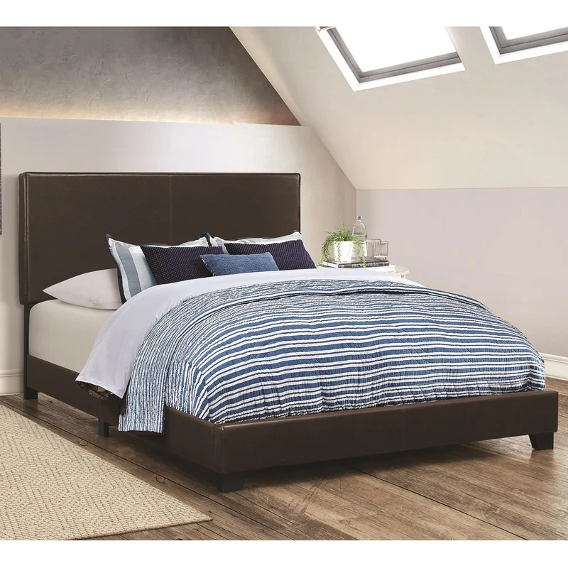 Coaster Furniture Dorian 300762F Faux Leather Upholstered Full Panel Bed - Brown