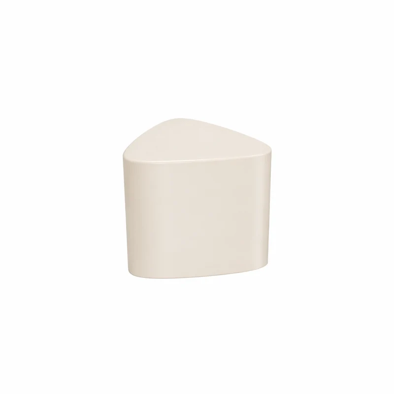 Mesa de centro Mave - Forma triangular - W42 D42 H40 – Latte Stoneskin