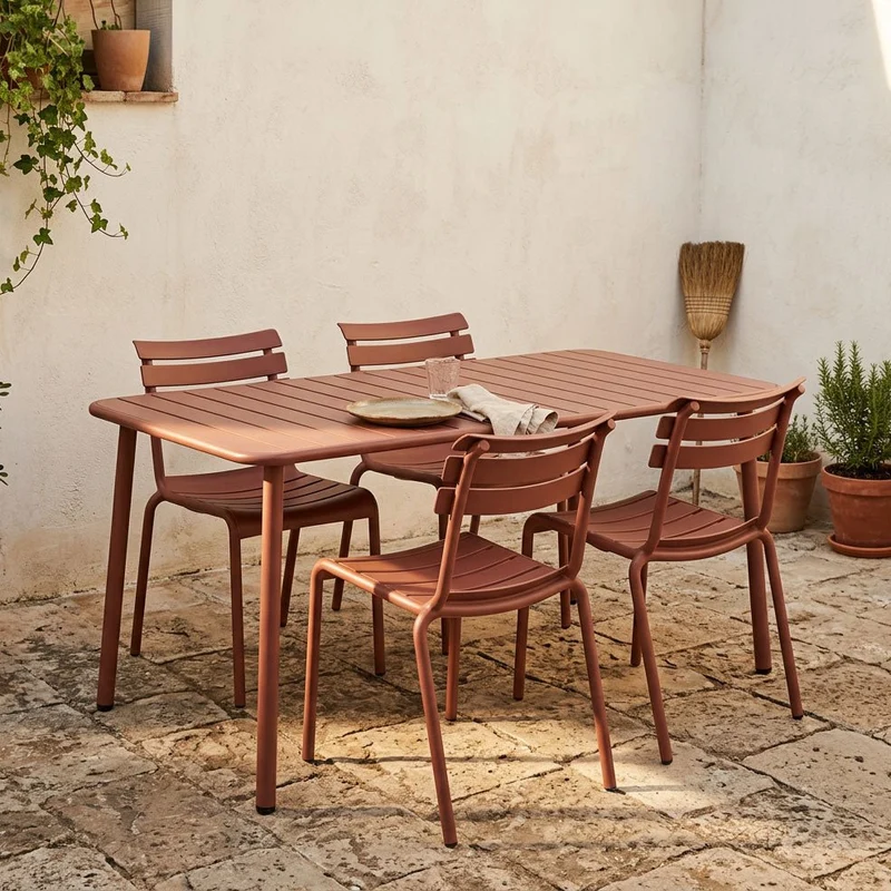 Conjunto de Mesa com 4 cadeiras Vermelho VITA
