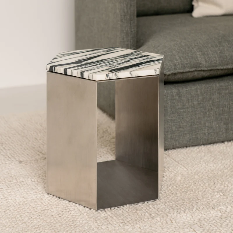 Mesa de centro de mármol Acero inoxidable – Hexágono - una elegante combinación de mármol y acero