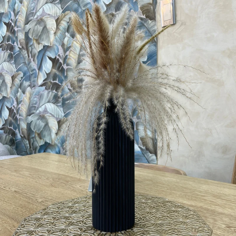 Centro de Mesa Boho Chic – Jarrón Decorativo con Pampas 24.8 cm