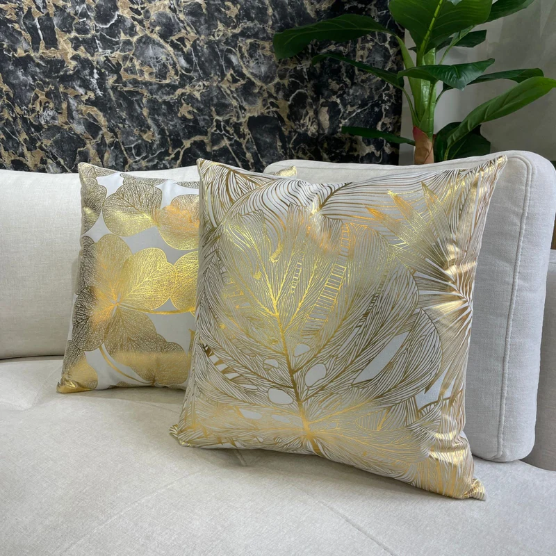 Cojín Decorativo 45x45 cm | Diseño hojas doradas