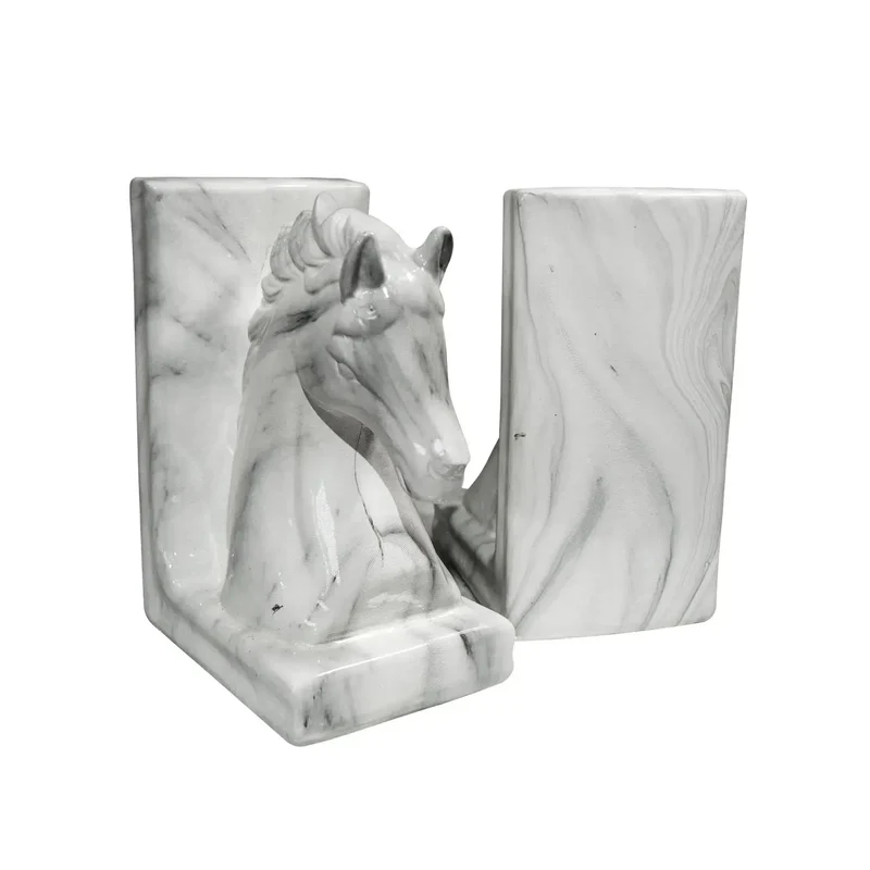 Sujeta libros de Caballo Blanco